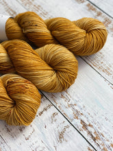 Load image into Gallery viewer, Toffee Crunch - Merino/Nylon Fingering Weight